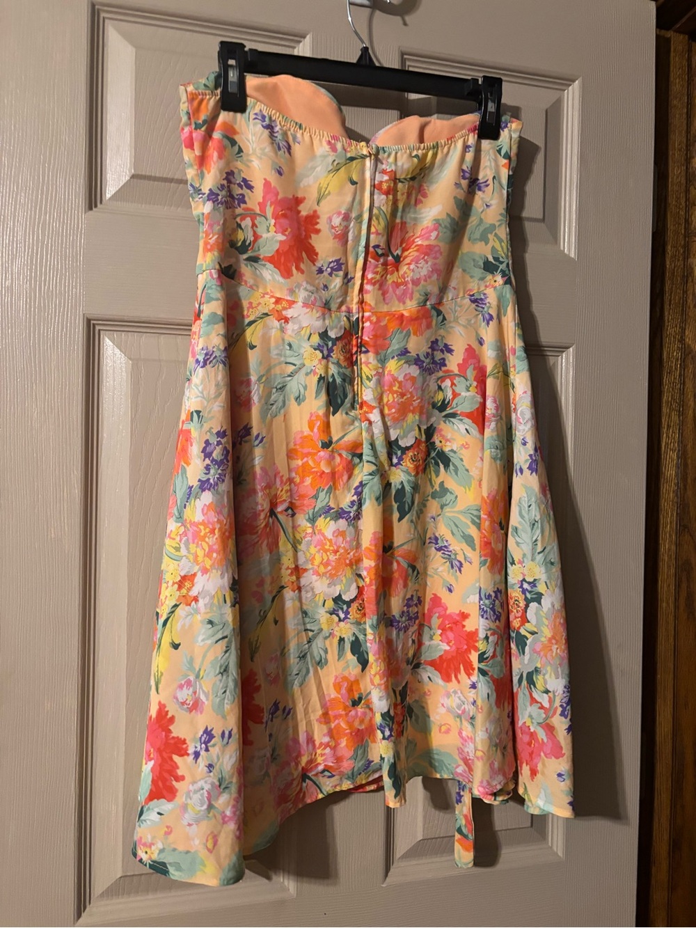 Charlotte Russe Peach Floral Halter Dress with Coral & Mint Accents - Picture 2 of 4